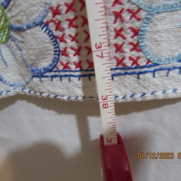 HAND SEWN VINTAGE TABLE RUNNER FLOWERS BLUE YELLOW RED GREEN - Picture 8 of 11